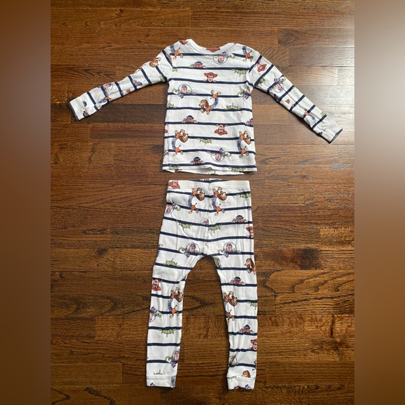 Toy Story toddler 4yrs Pajama Set GAP Pixar gender neutral PJs woody buzz slinky - Picture 13 of 14